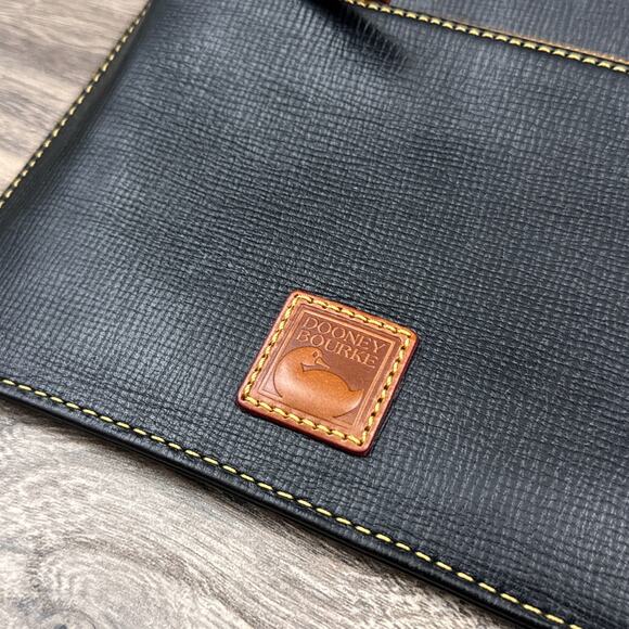 Dooney & Bourke Triple Zip Crossbody Bag Purse Black Leather - Picture 4 of 11